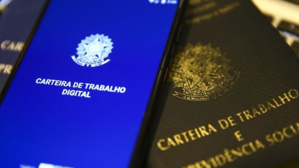 Taxa de desemprego fica em 7,9%; índice é o menor em 10 anos