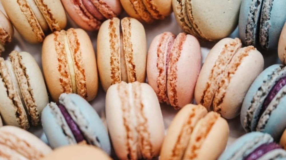 Para entrar no clima francês: saiba onde comer macarons em Brasília