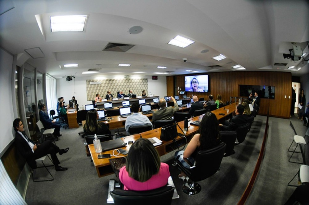 Comissão faz nova audiência sobre educação financeira