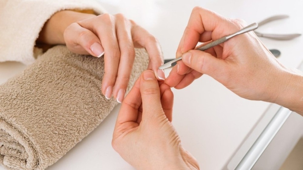 Qual formato de unha está na moda? Descubra as tendências e inspirações