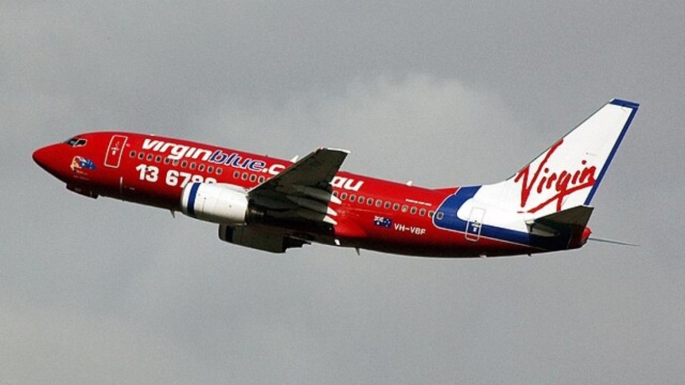 Homem é preso depois de correr pelado em avião na Austrália