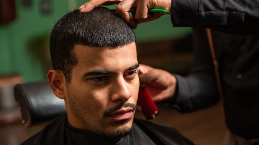 Corte de cabelo masculino atual: conheça 5 para ficar estiloso em 2024