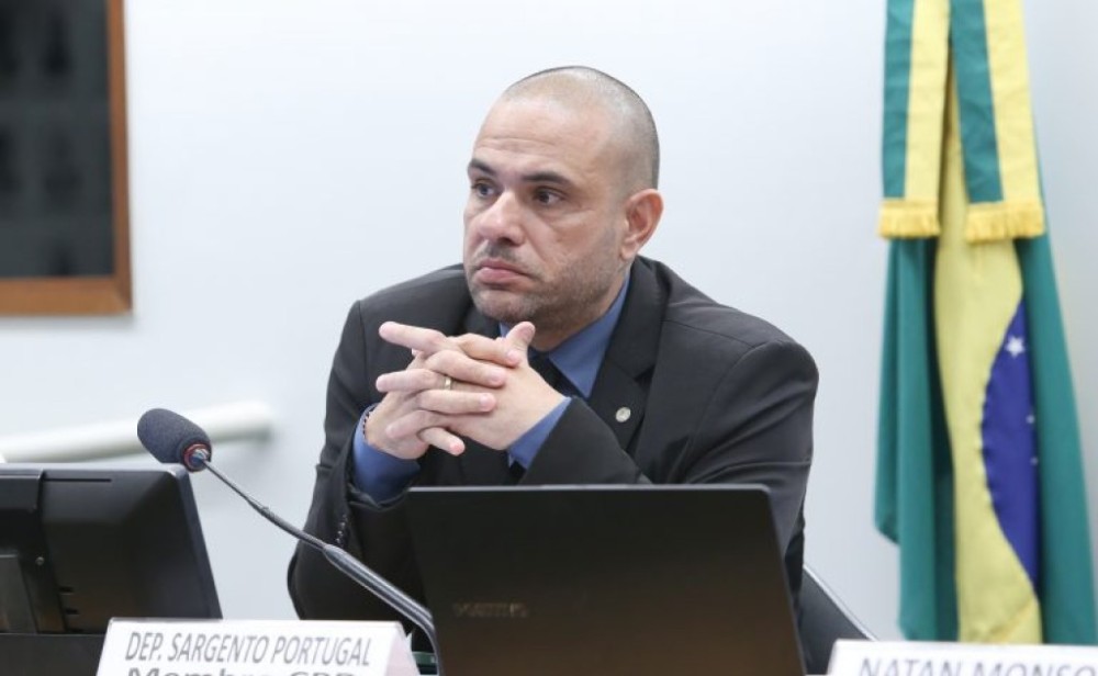 Comissão aprova projeto que obriga banca de concurso público a manter cadastro de pessoa com deficiência