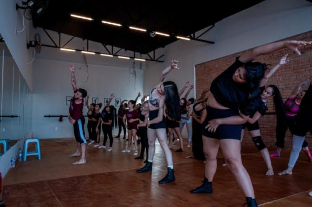 Alunos de Sorriso participam de pré-seleção do Bolshoi em Sinop