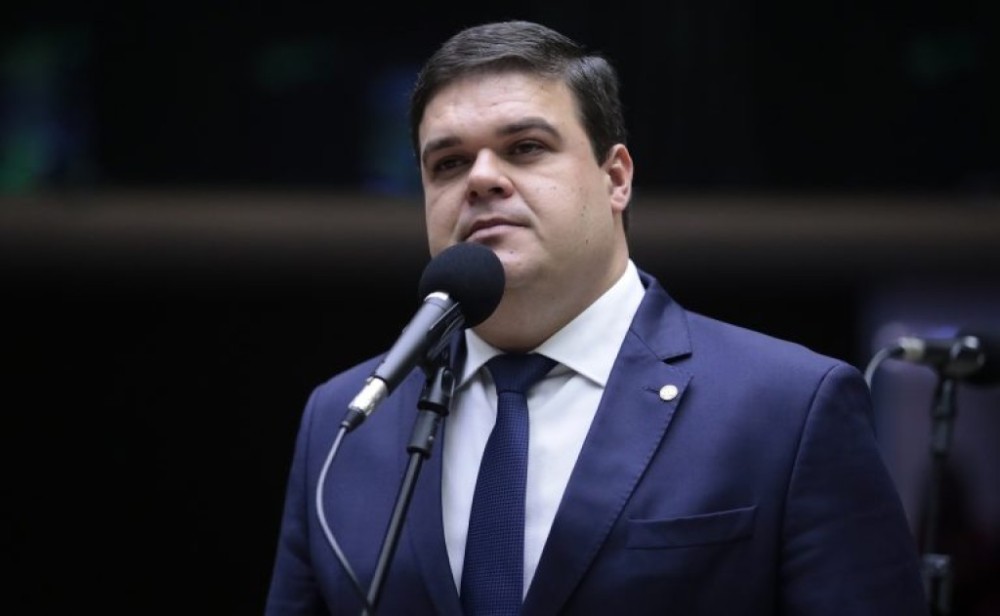 Comissão aprova projeto que adota Libras como critério de desempate em concursos públicos