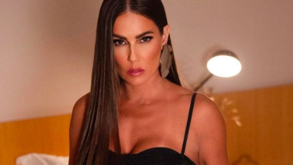 Deborah Secco faz tatuagem para camuflar olheiras. Veja se é indicado