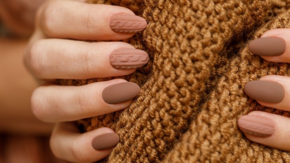5 tons de esmalte para usar no inverno e arrasar