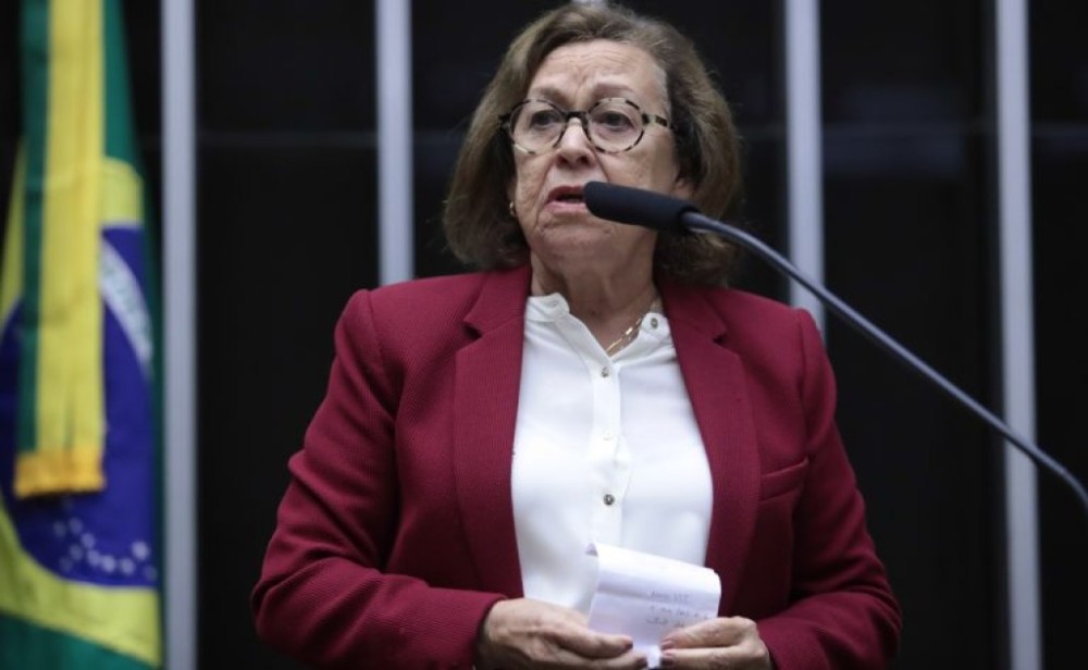 Comissão aprova projeto para tentar acabar com a fila de espera no Programa Bolsa Família