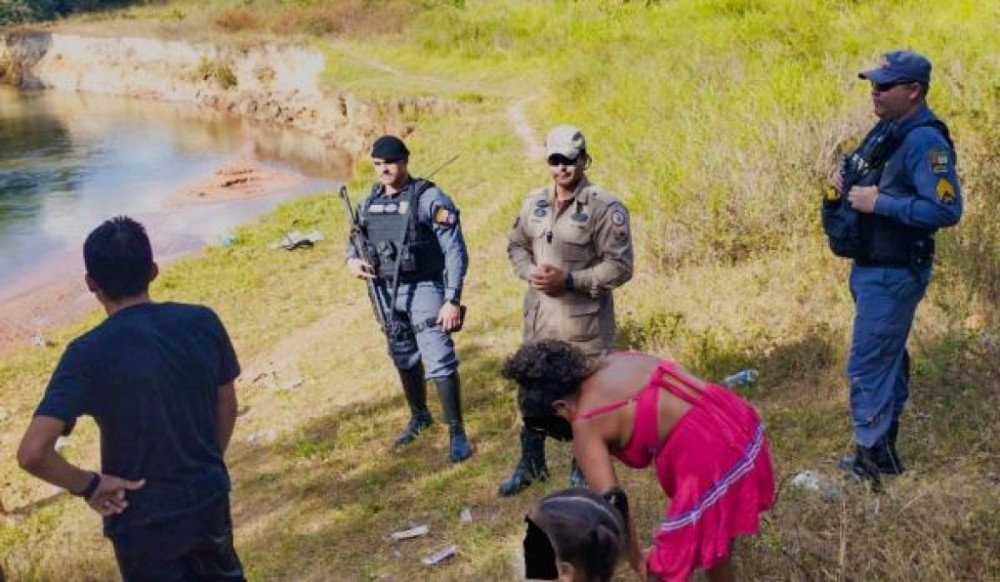Ação integrada orienta banhistas em locais com alto índice de afogamentos
