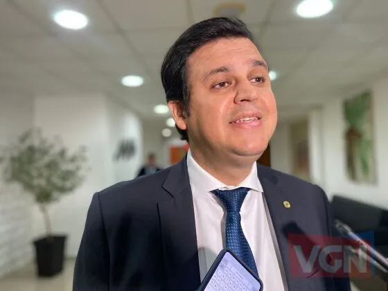 União Brasil pode retirar apoio a Thiago Silva caso ele vote em Janaina Riva à Primeira-Secretaria