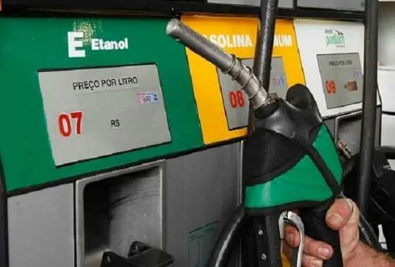 Justiça manda penhorar veículos de posto de combustível condenado por lucro exorbitante Posto ainda terá que indenizar consumidores individualmente, valor ainda a ser estabelecido