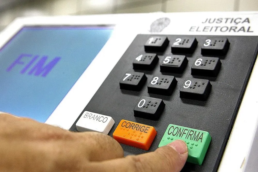 TRE alerta para horário de votação em Mato Grosso, que será das 7h às 16h