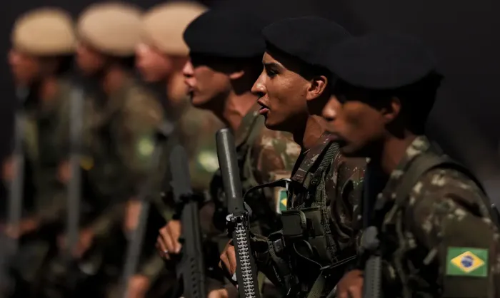 Forças Armadas vão atuar em 32 cidades do Rio durante eleiçõesMilitares vão reforçar segurança e dar apoio logístico