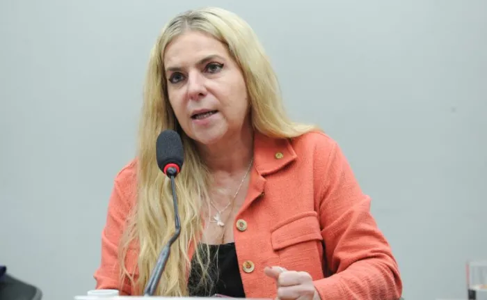 Projeto cria salas de acolhimento para autistas no ensino superiorProposta está em análise na Câmara dos Deputados