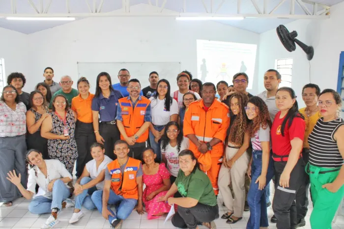 Defesa Civil forma segunda turma de voluntários para atuar em situações de riscoO Programa de Voluntários da Defesa Civil beneficiou moradores do bairro Vila Nova, na zona sudeste de Teresina.